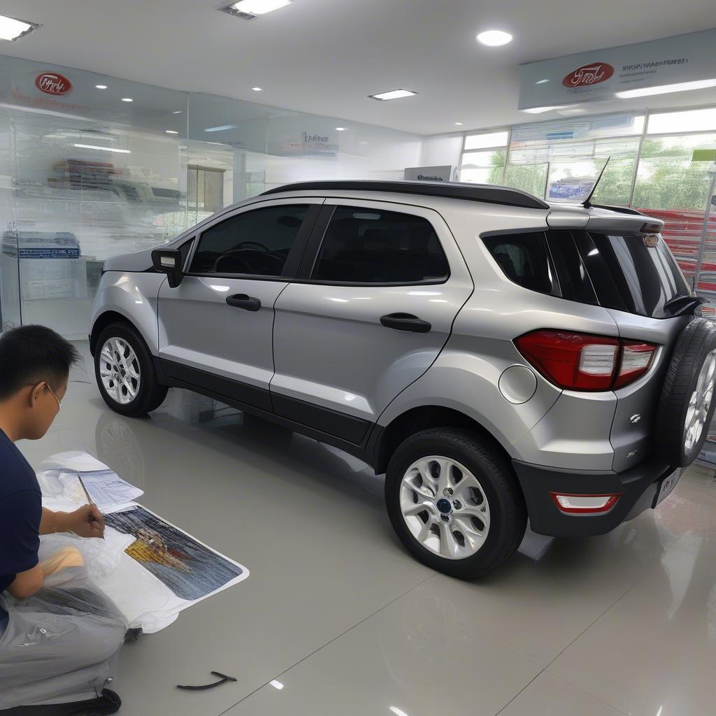 Dán decal xe Ecosport tại Ford Cầu Giấy